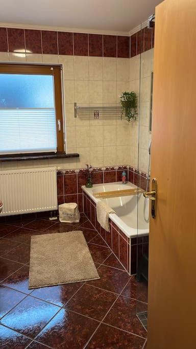 Cozy Wilkipartment Bis 4 Pers - Hund - Netflix - Wlan - Wintergarten - Coffeebar - Popcorn Verl Dış mekan fotoğraf