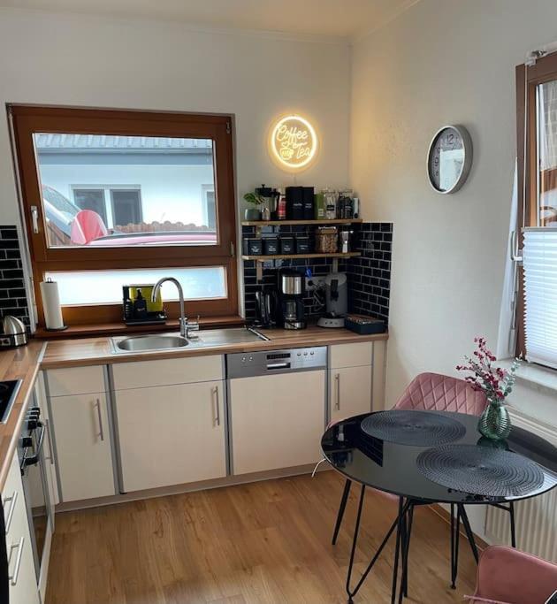 Cozy Wilkipartment Bis 4 Pers - Hund - Netflix - Wlan - Wintergarten - Coffeebar - Popcorn Verl Dış mekan fotoğraf